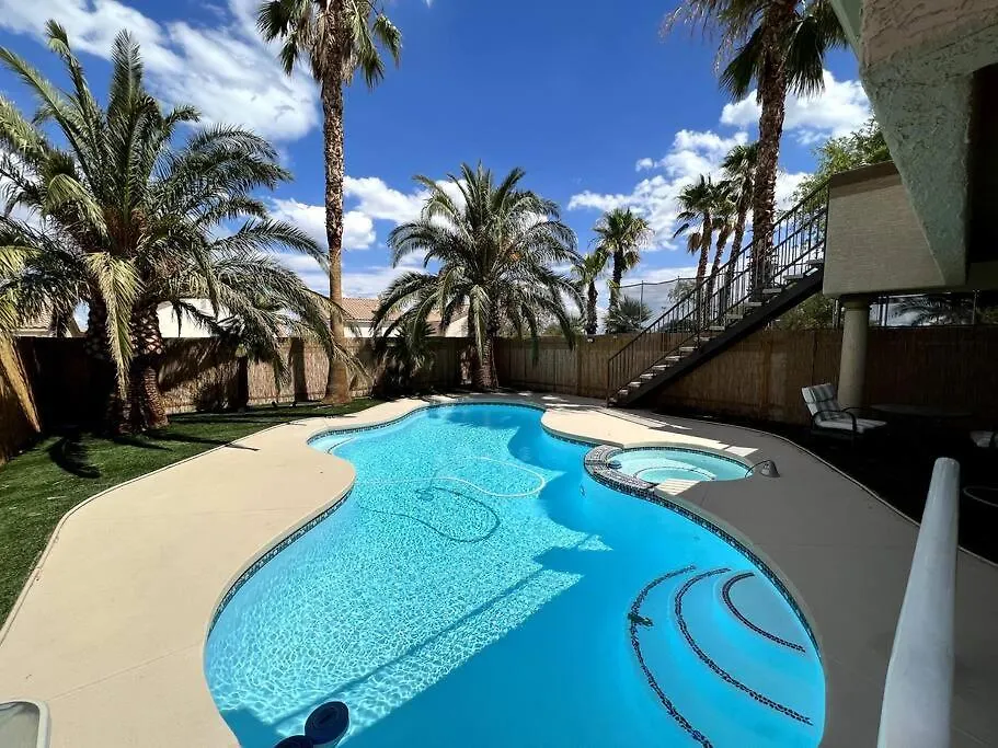 Caramelize Life With A Stay At Carmel Shores 3D Las Vegas Nyaraló